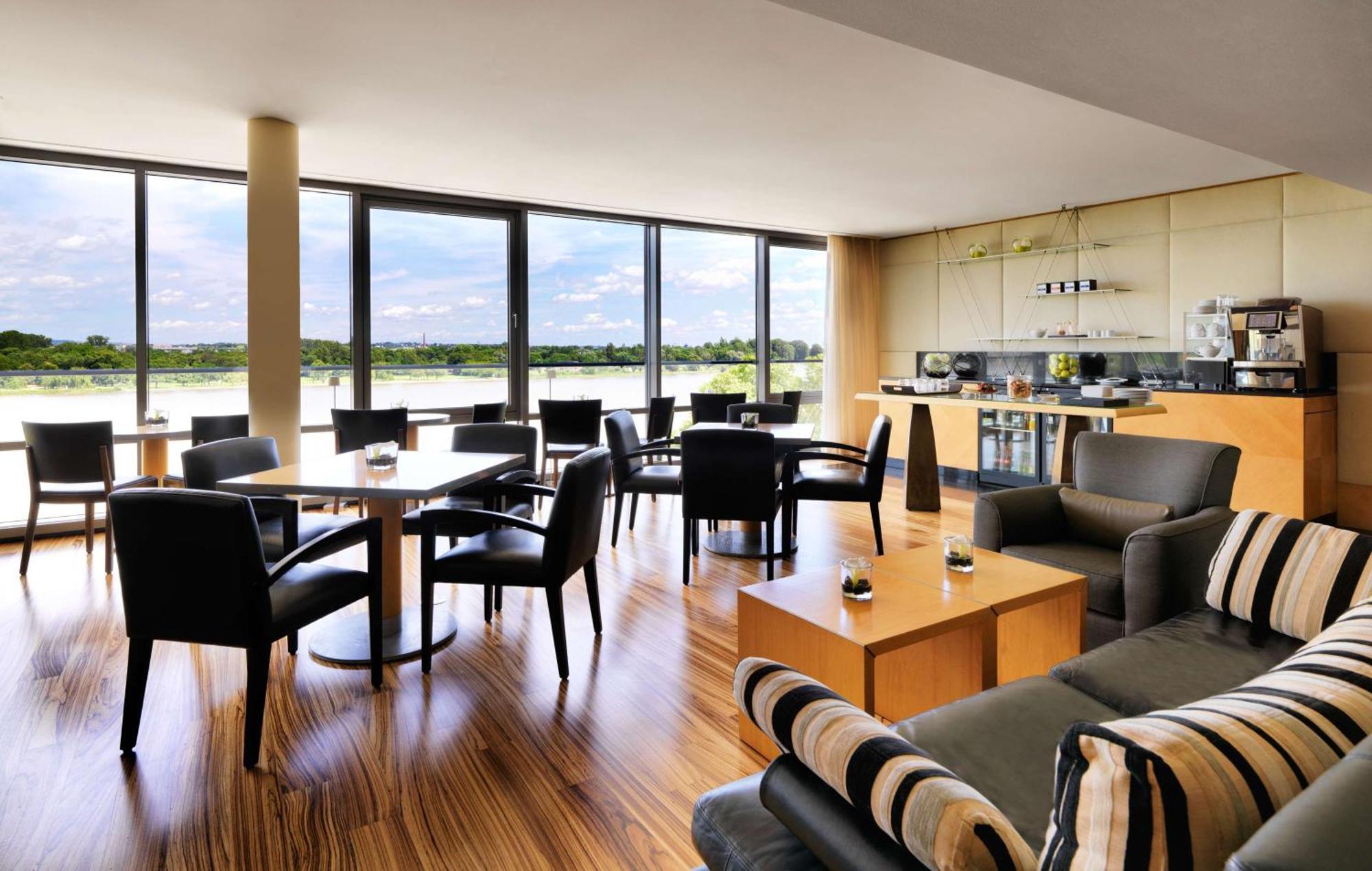 Hyatt Regency Mainz Hotell Exteriör bild